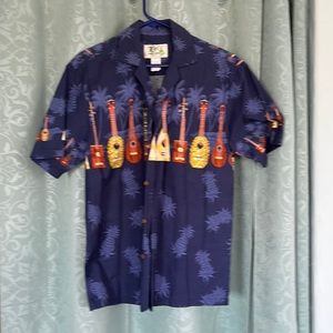 KY’s Dark Blue Aloha with Guitars
